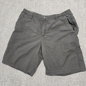 Columbia Omni Shield Men's Gray Casual Shorts Size 40
